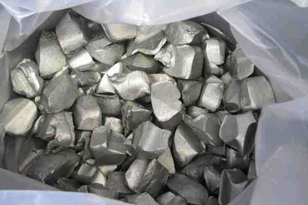 Niobium pieces